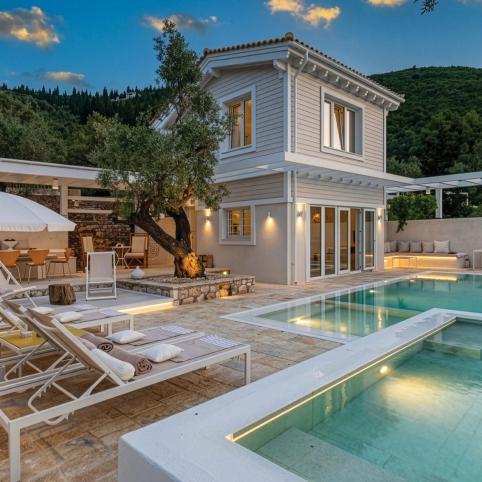 Ξενοδοχεία / Θέρετρα / Bungalows