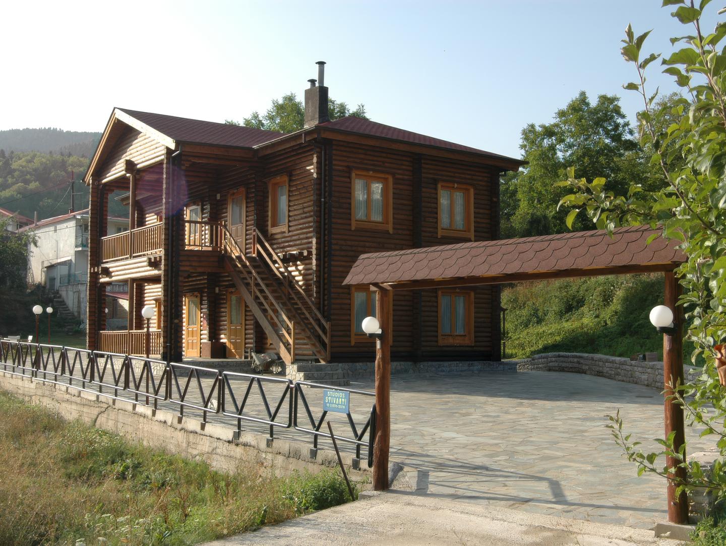 Karpenisi Studios 4