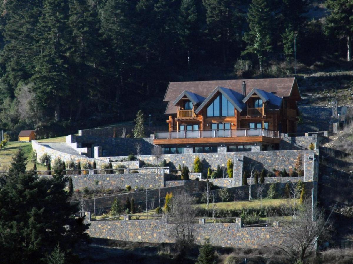 Karpenisi House 2