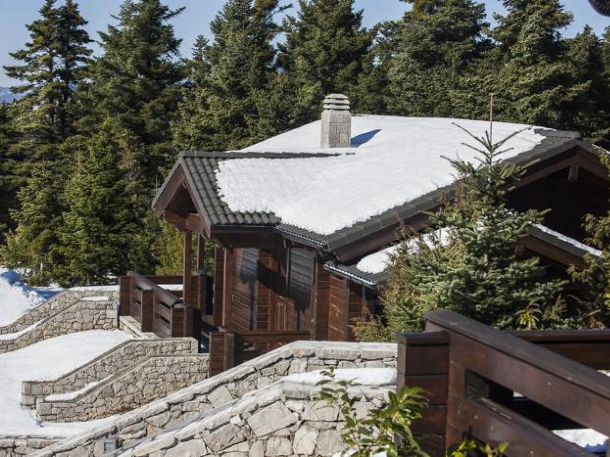 Parnassos Log Houses 10