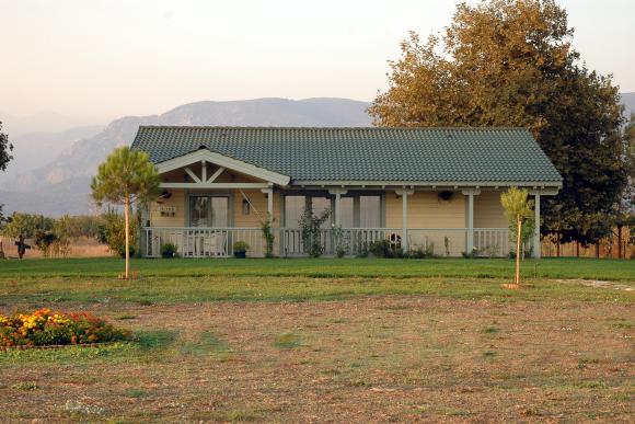 Karavomilos Kefalonia